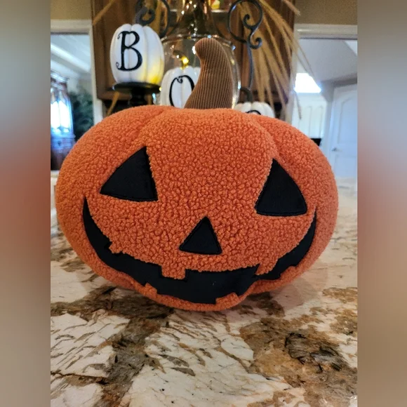 Sherpa Jack O Lantern Plush Pumpkin Pillow Halloween Decor NEW NWT - Picture 2 of 16